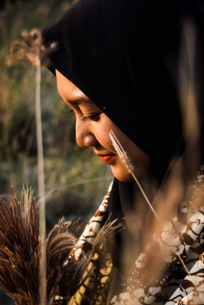 Le jilbab : astuces et conseils pour le porter avec élégance