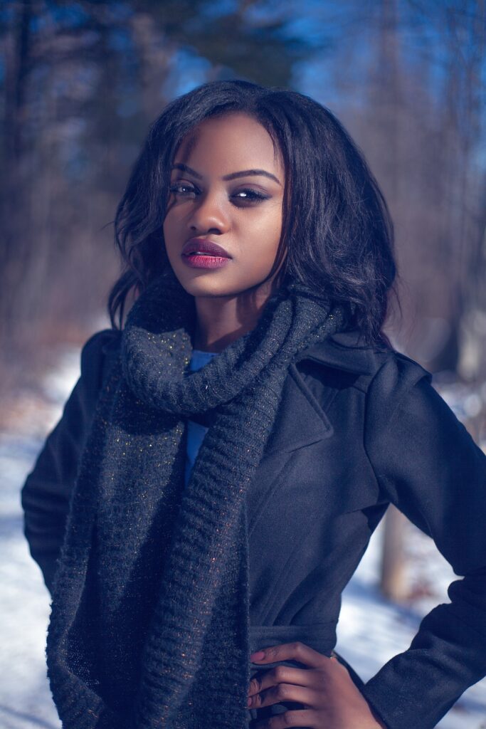 Foulards unis ou imprimés : trouvez le style qui vous convient