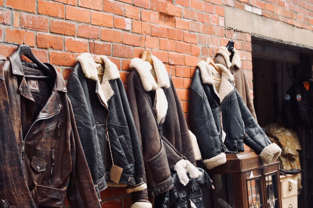 Découvrez notre sélection de vestes vintages pour femme